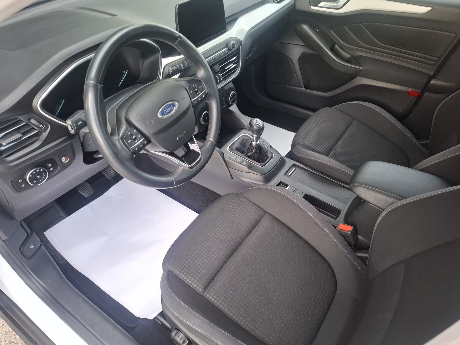 Ford Focus 1,5 TDCi euro6, fotografija 15