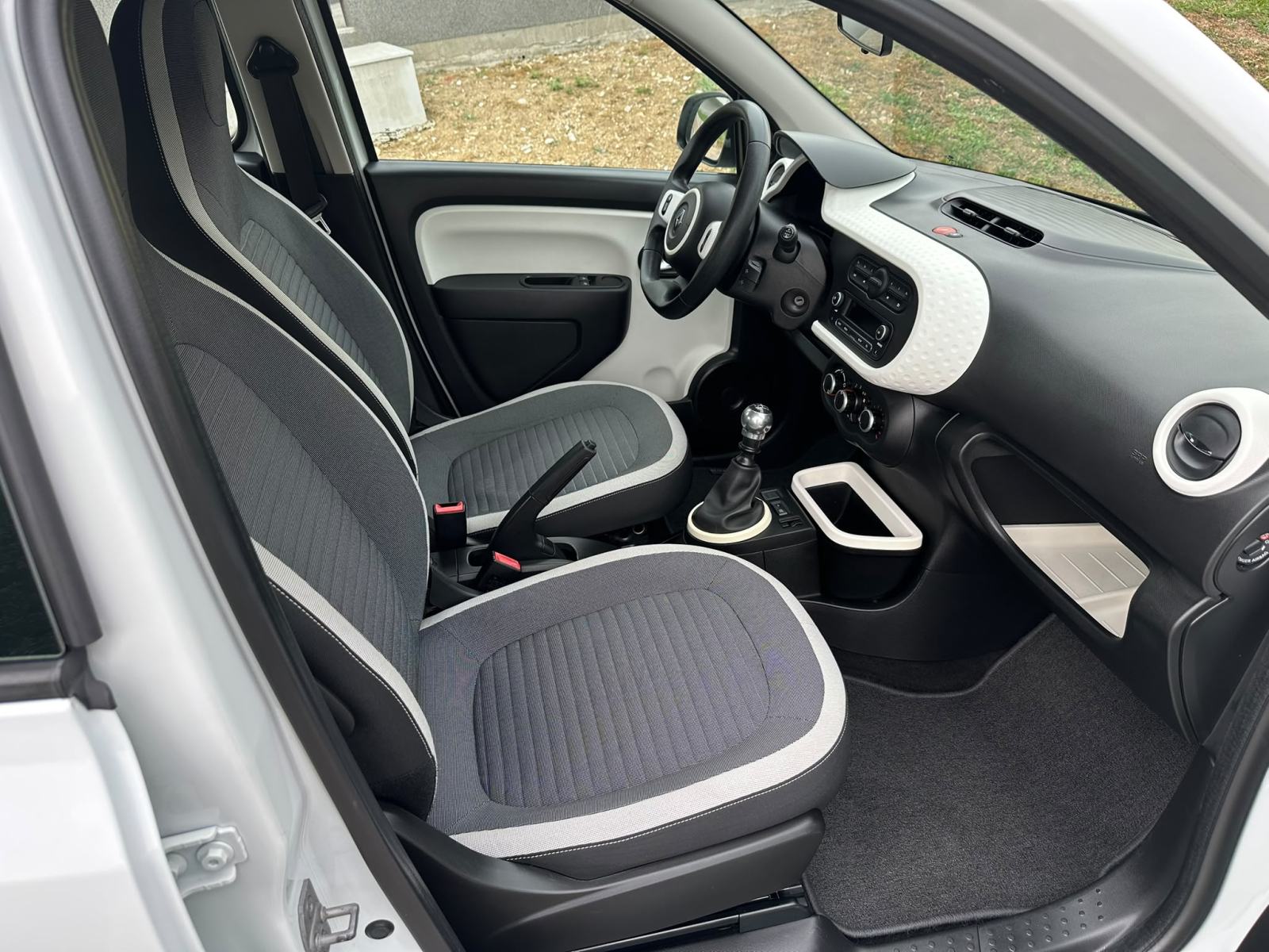 Renault Twingo TCe 90, fotografija 10