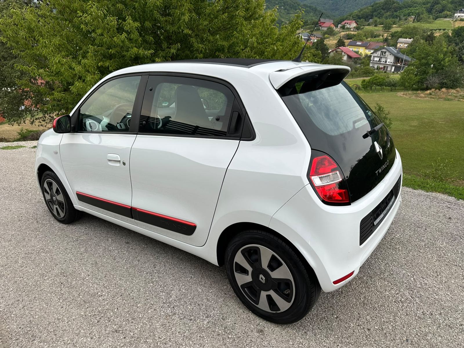 Renault Twingo TCe 90, fotografija 3