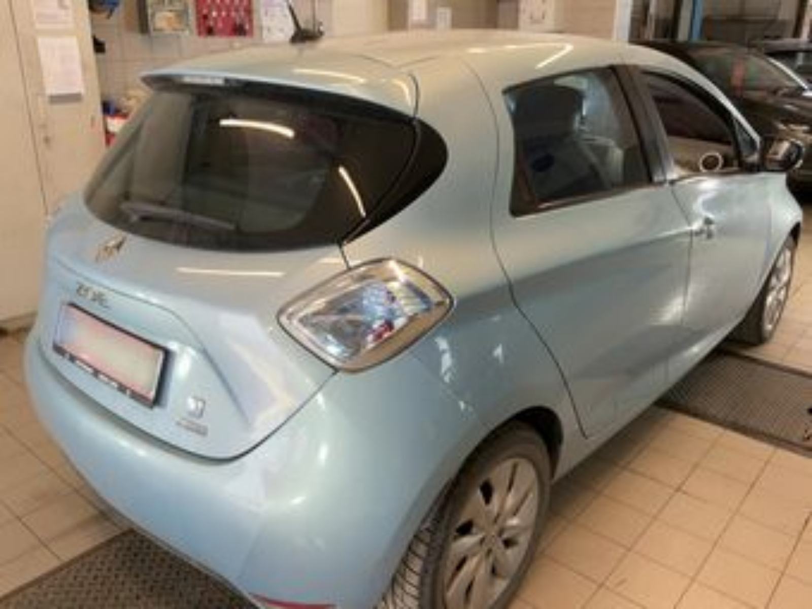 Renault ZOE Z.E automatik, DOMET 240km, NAVIGACIJA, KREDIT, fotografija 2