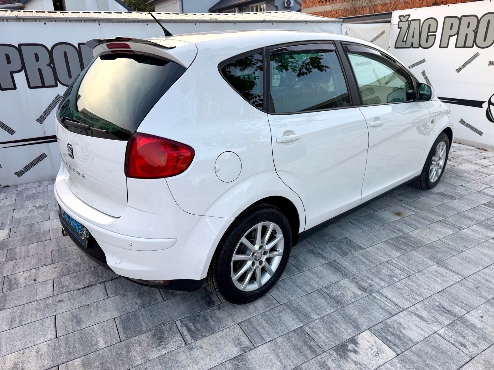Seat Altea 1,6 TDI automatik #REG 2/27# KLIMA# DOBAR AUTO# KARTICE-36, fotografija 18