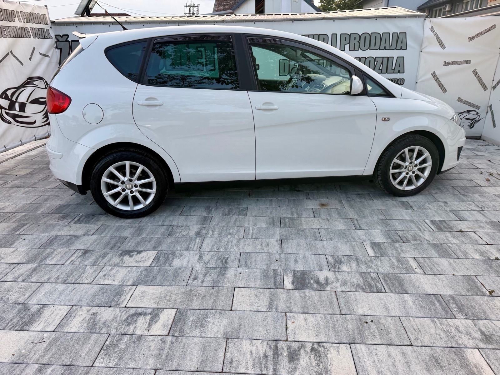 Seat Altea 1,6 TDI automatik #REG 2/27# KLIMA# DOBAR AUTO# KARTICE-36, fotografija 19