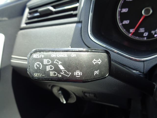 Seat Arona 1,0 TSI,115Ks,HR Auto,Servisna,Samo 61.000KM,Led,Tooop,., fotografija 14