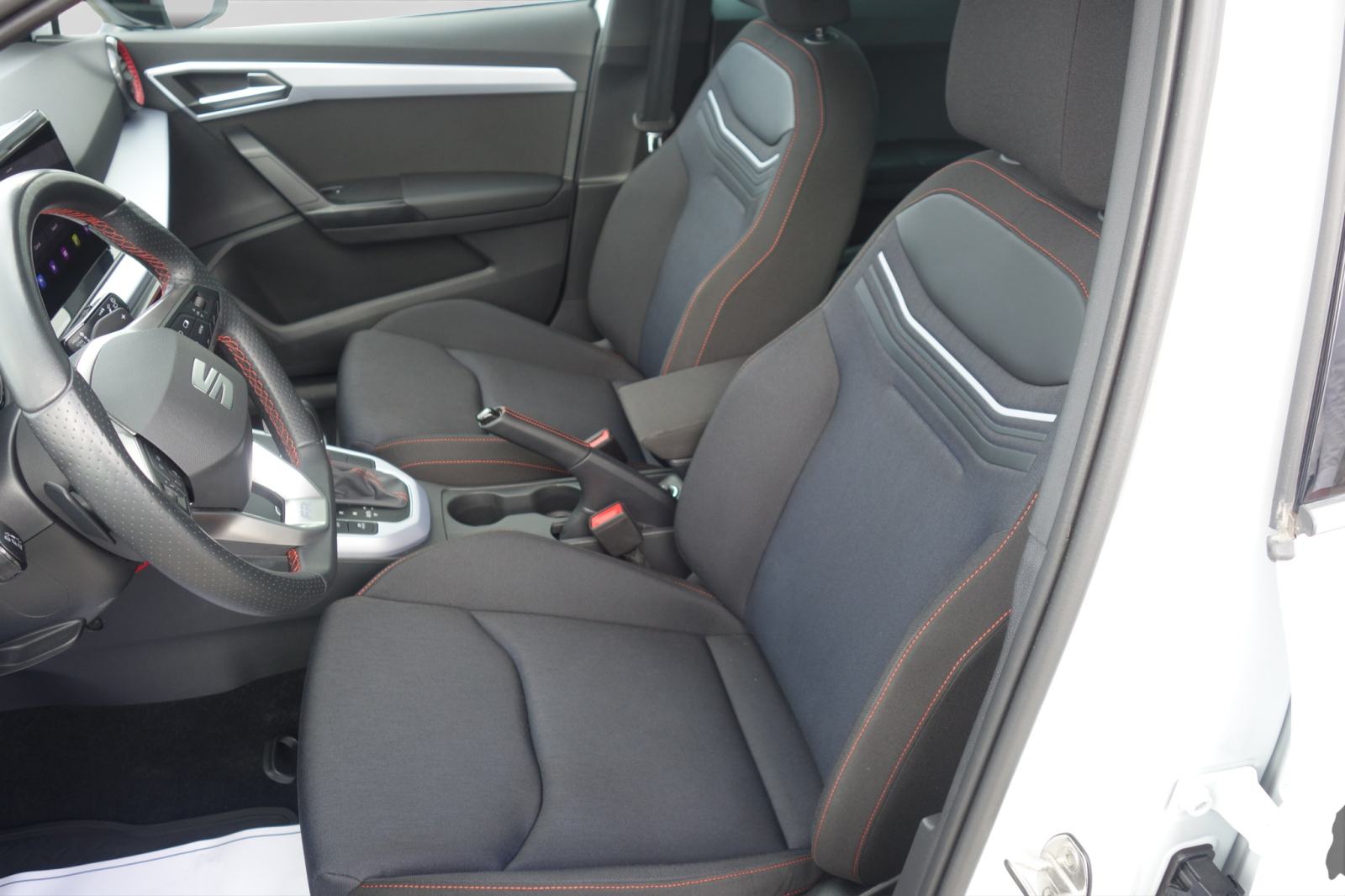 Seat Arona 1,0 TSI FR DSG, fotografija 10
