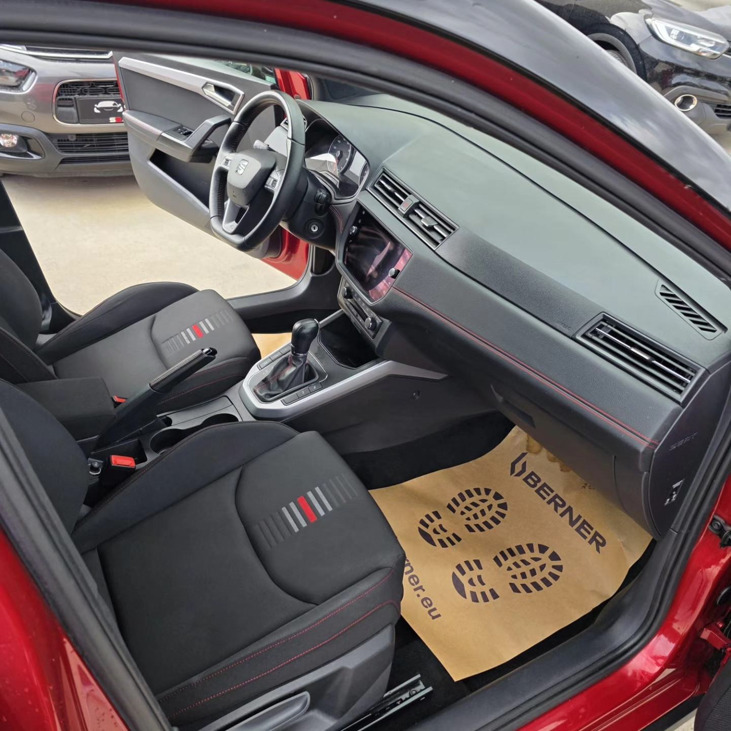 Seat Arona 1,0 TSI DSG FR Plus, fotografija 16
