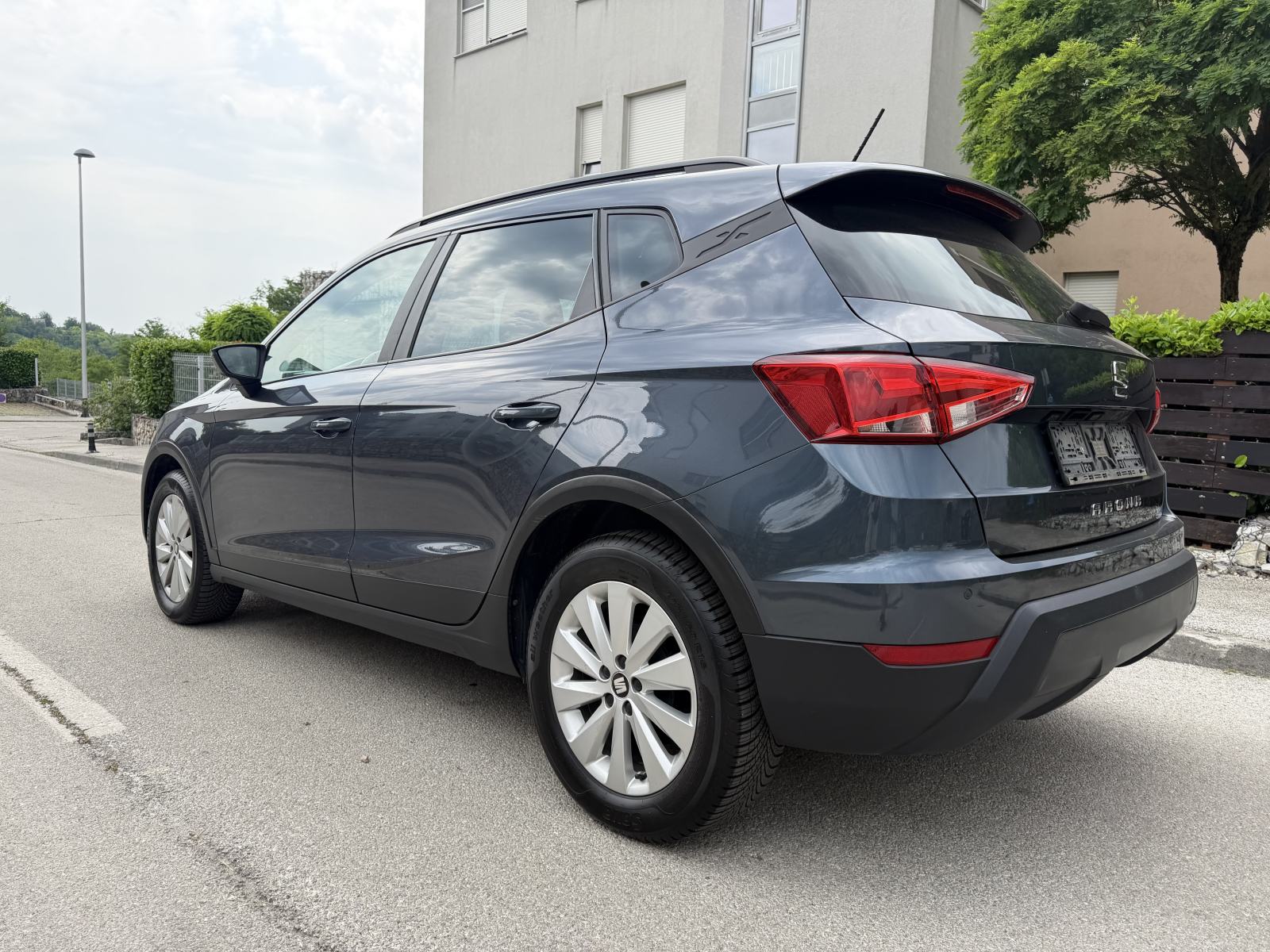 Seat Arona 1,0 TSI,SPORT PAKET:KOŽA/ALC,2021g,JAMSTVO 12mj,NIJE UVOZ!, fotografija 2