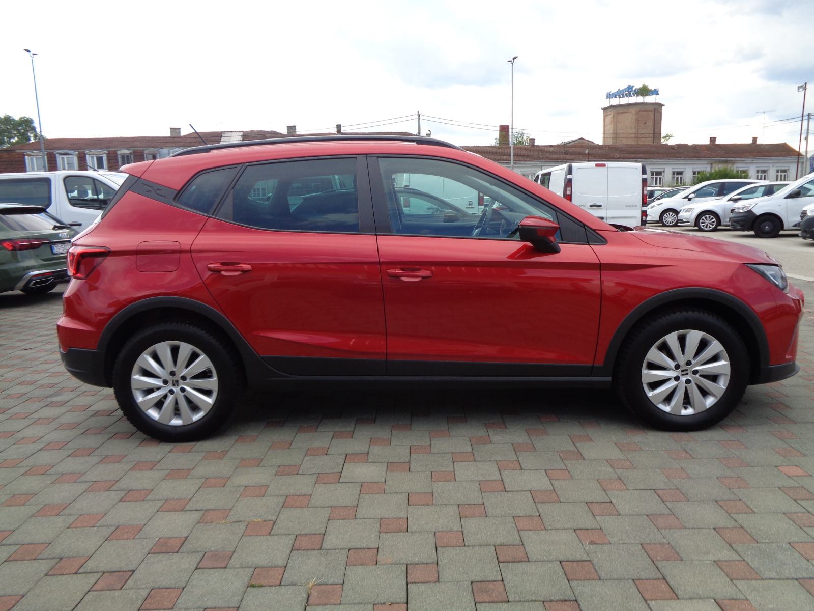 Seat Arona 1,0 TSI Style;HR Auto;U PDV-u;Servisna;Led;Pdc;App;1vl;, pogled izvana - slika 4