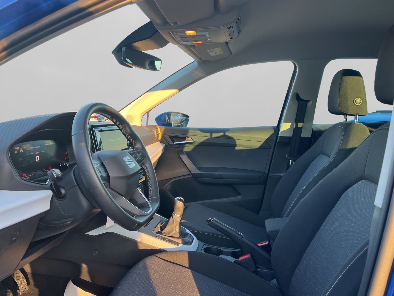 Seat Arona 1,0 TSI Style, fotografija 11