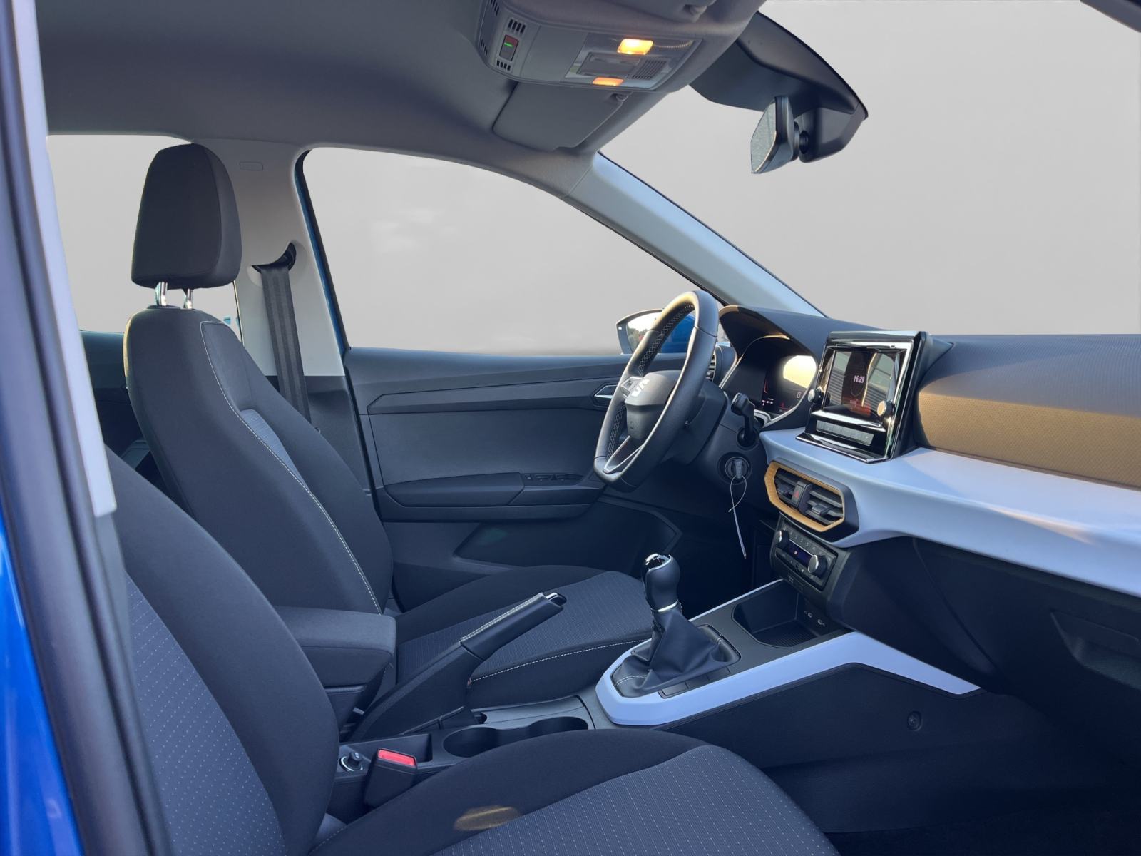 Seat Arona 1,0 TSI Style, fotografija 19