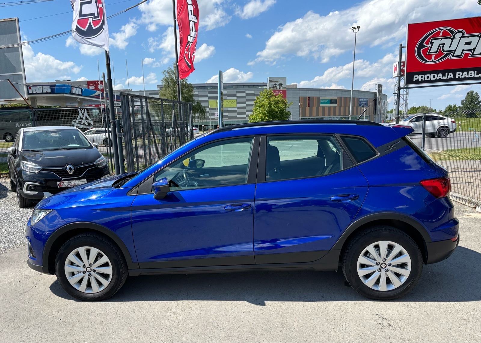 Seat Arona 1,6 TDI - PDV - REGISTRIRAN - KLIMA - ALU - TEMPOMAT, fotografija 3
