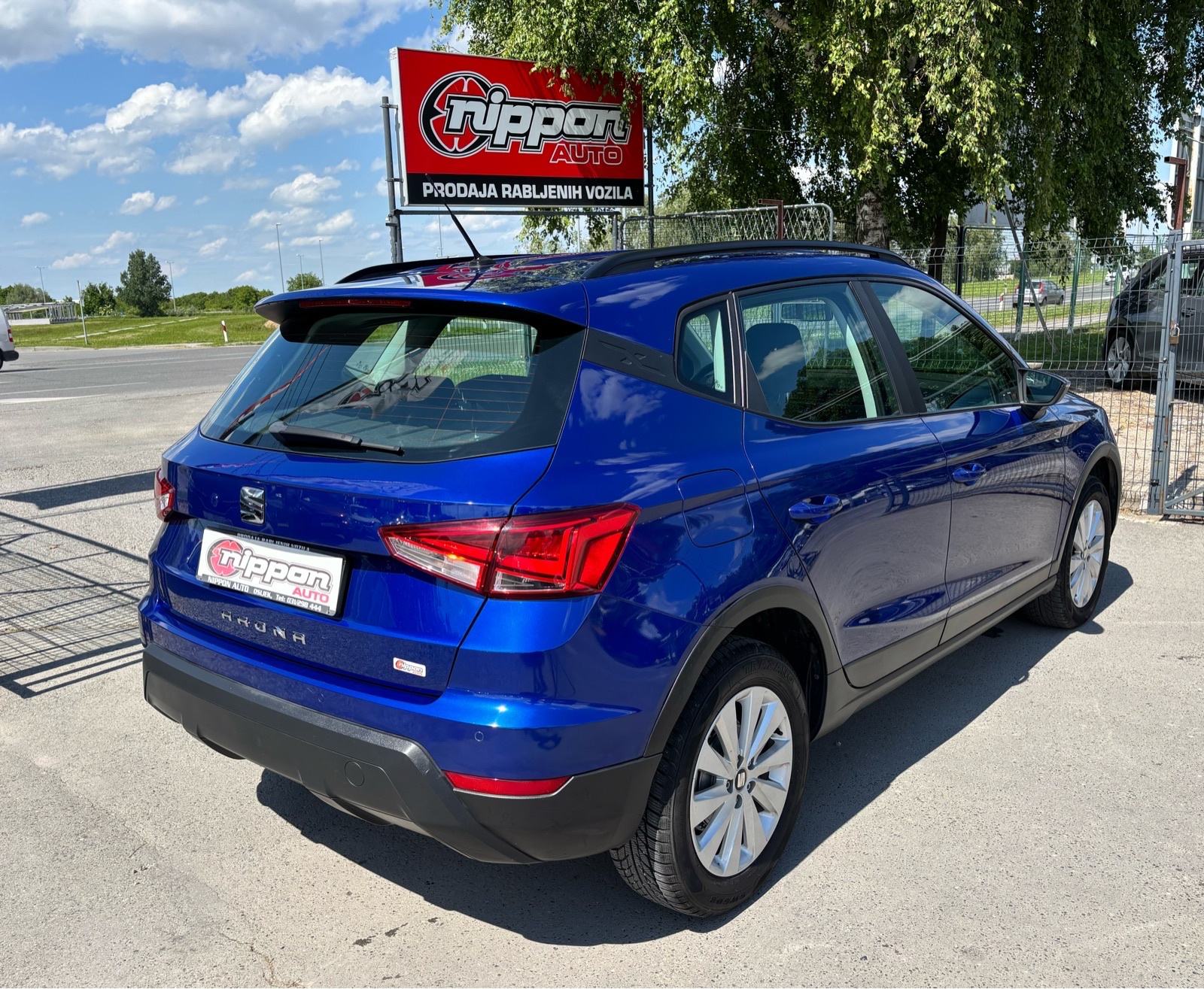 Seat Arona 1,6 TDI - PDV - REGISTRIRAN - KLIMA - ALU - TEMPOMAT, fotografija 6
