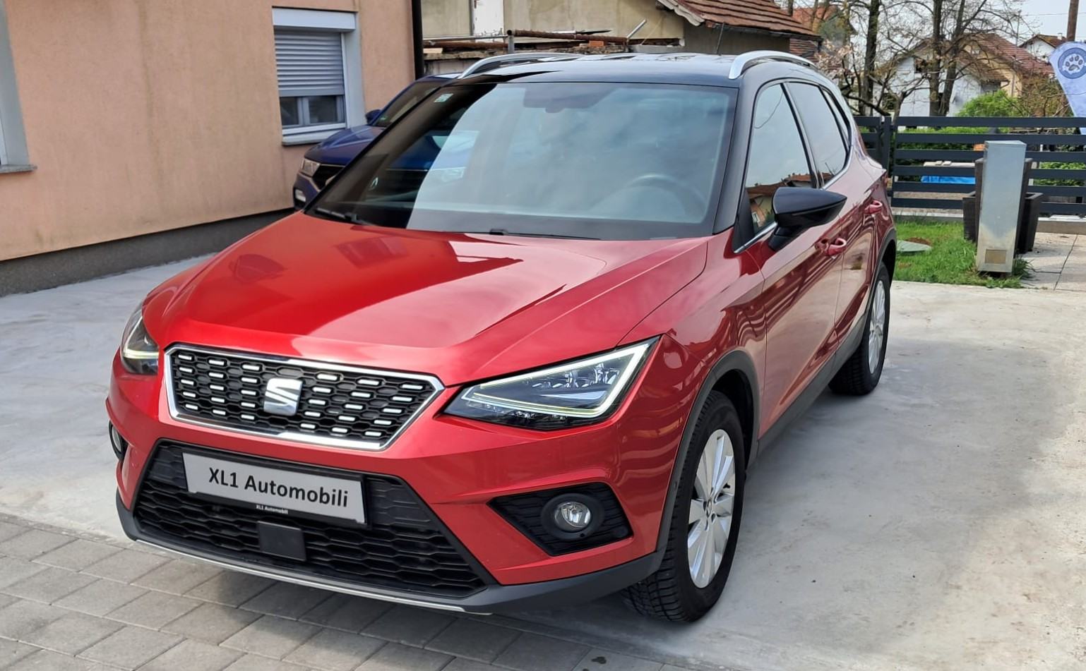 Seat Arona 1,6 TDI, Xcellence, ambietalno osvj, Keyless, LED svjetla, fotografija 2
