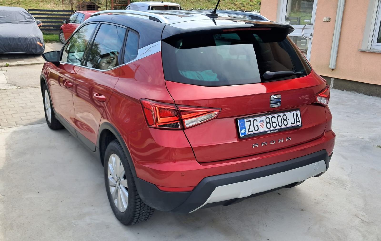 Seat Arona 1,6 TDI, Xcellence, ambietalno osvj, Keyless, LED svjetla, fotografija 6