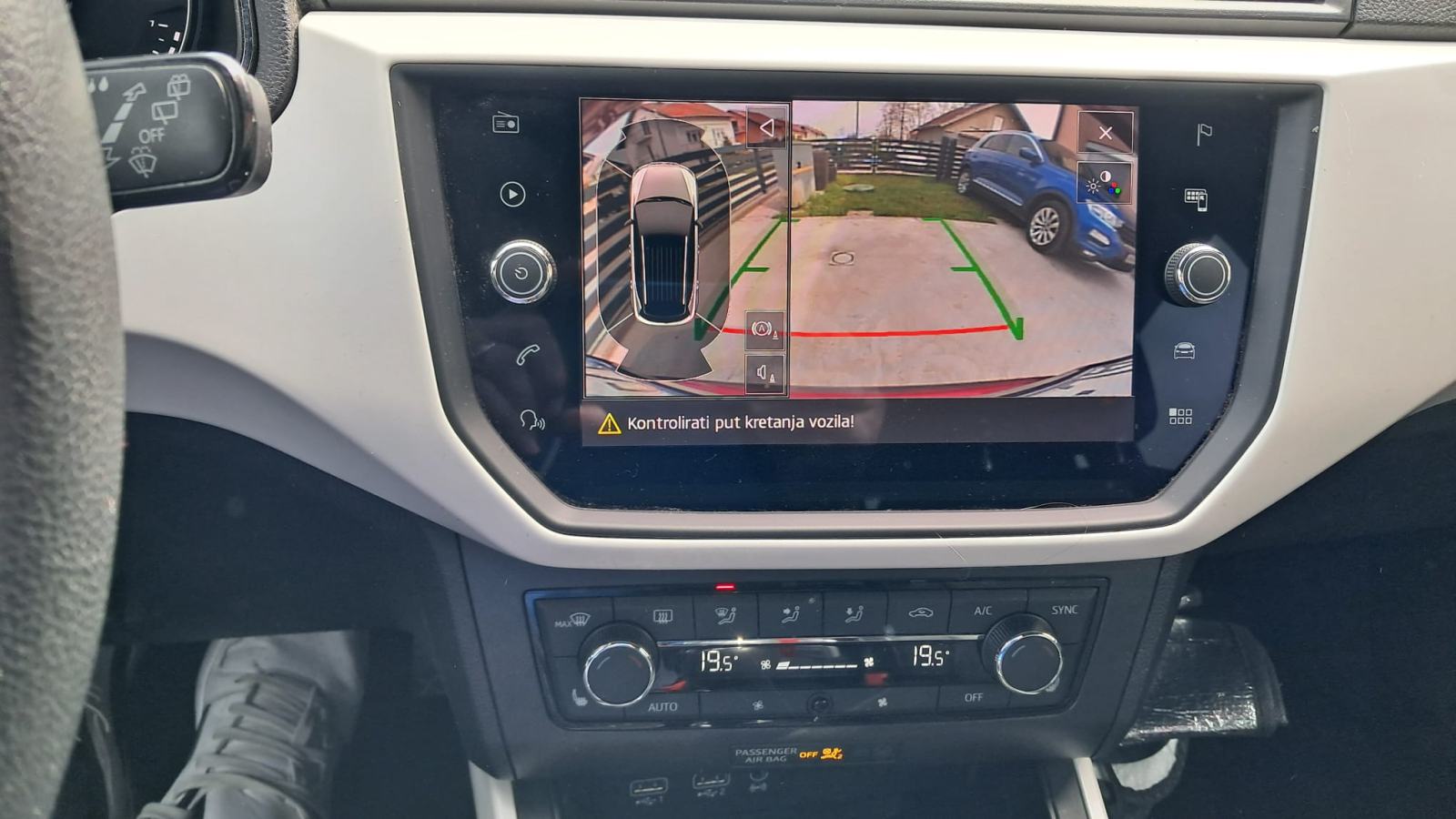 Seat Arona 1,6 TDI, Xcellence, ambietalno osvj, Keyless, LED svjetla, fotografija 16