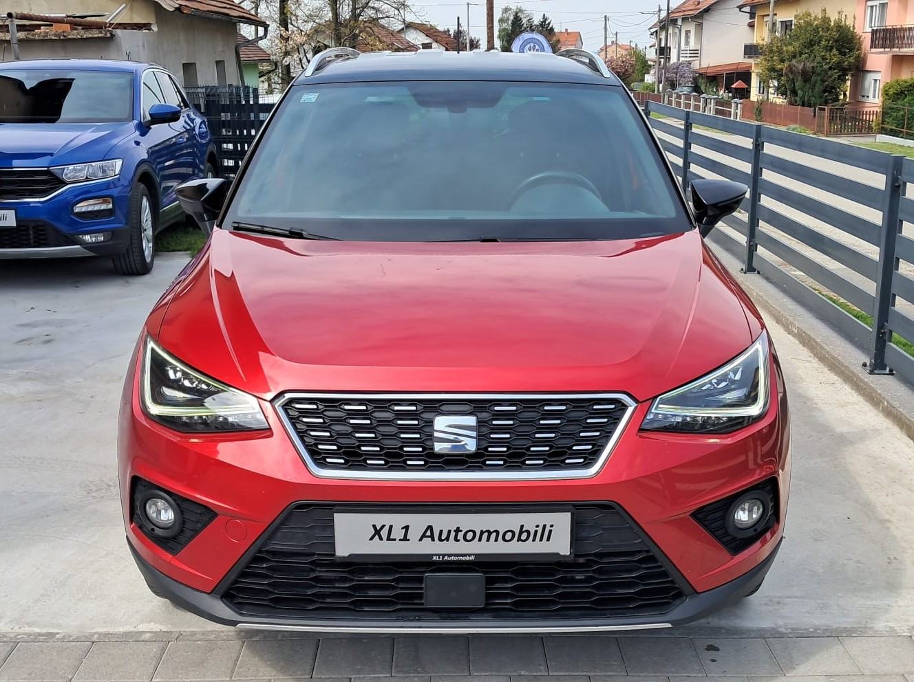 Seat Arona 1,6 TDI, Xcellence, ambietalno osvj, Keyless, LED svjetla, fotografija 3
