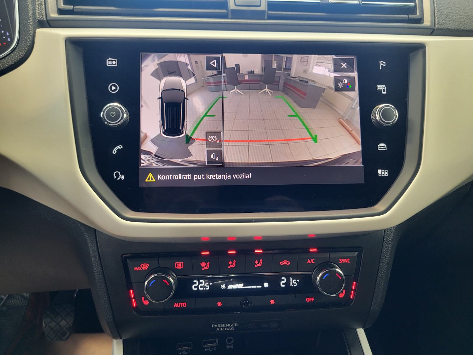 SEAT ARONA 1.6 TDI XCELLENCE NAVI VIRTUAL KAMERA LED+XENON JAMSTVO, fotografija 18