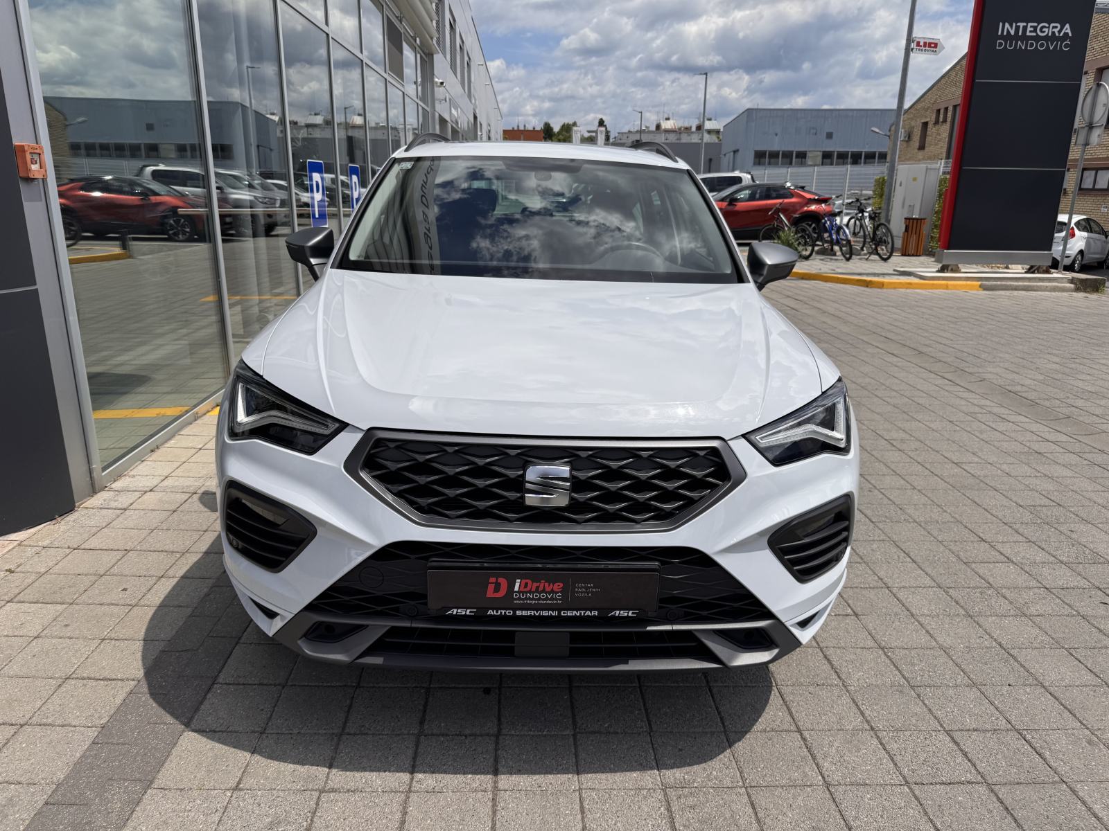 SEAT ATECA 1,5 TSI FR, 1. VL, HR AUTO, NA IME, SAMO 23.720 KM, TOP !!, fotografija 2
