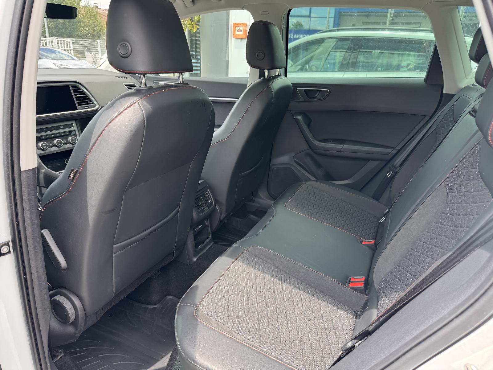 SEAT ATECA 1,5 TSI FR, 1. VL, HR AUTO, NA IME, SAMO 23.720 KM, TOP !!, fotografija 11