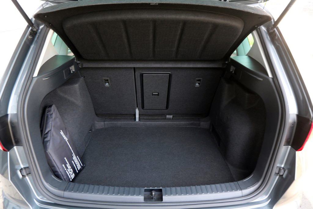 Seat Ateca 1.5 TSI Style VIRTUAL COCKPIT - Full LED - 150 KS FACELIFT, fotografija 12