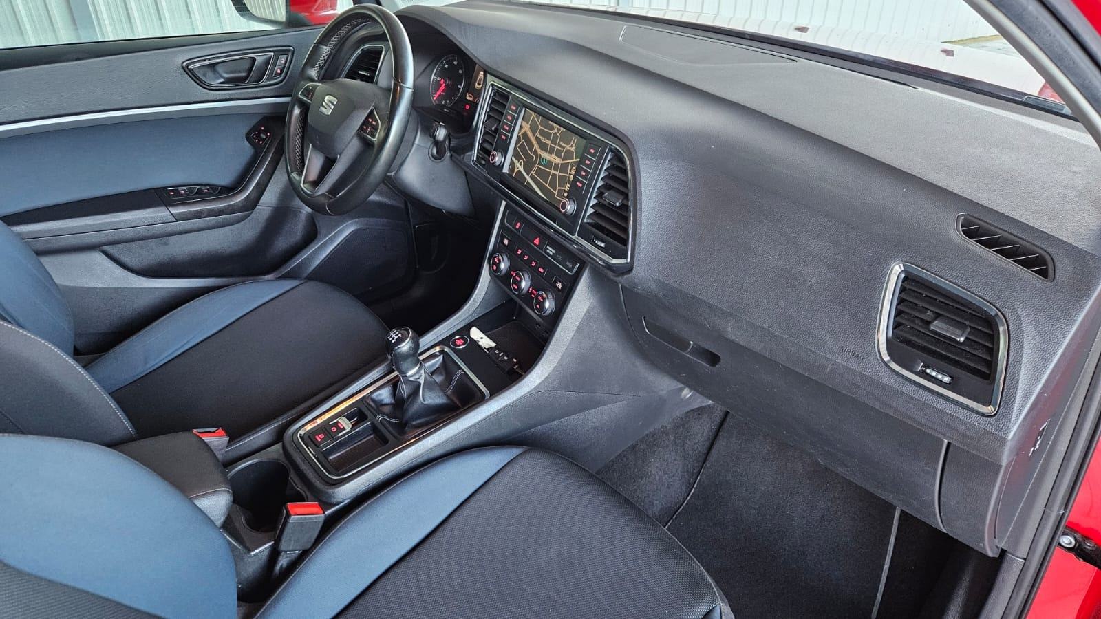 Seat Ateca 1,6 TDI,kamera,matrix, keyless,Leasing, fotografija 6