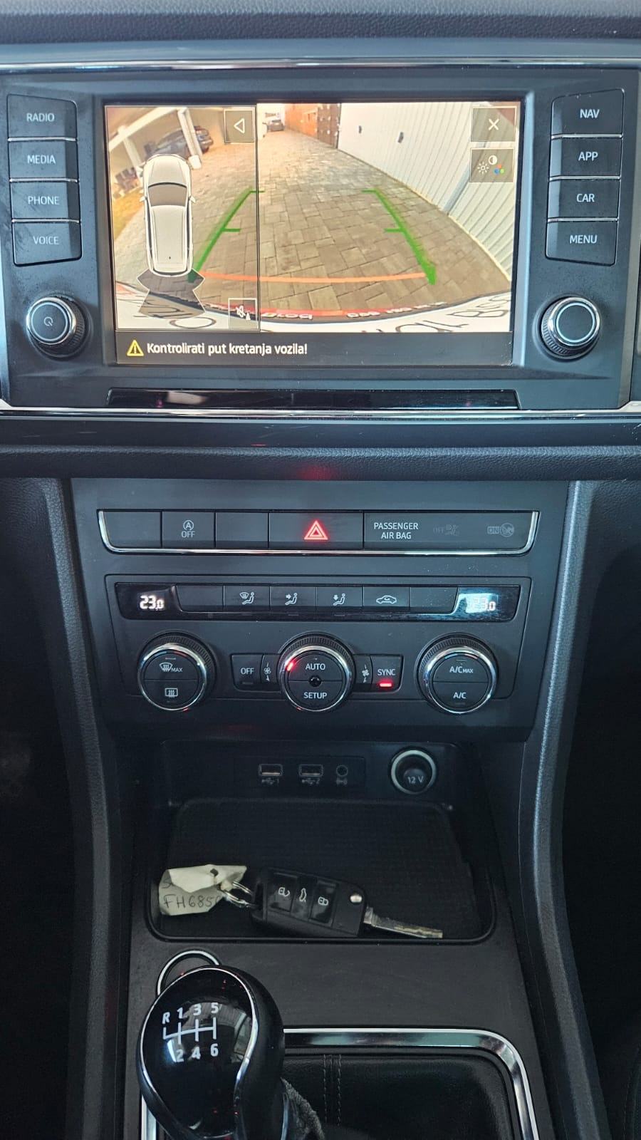 Seat Ateca 1,6 TDI,kamera,matrix, keyless,Leasing, fotografija 8