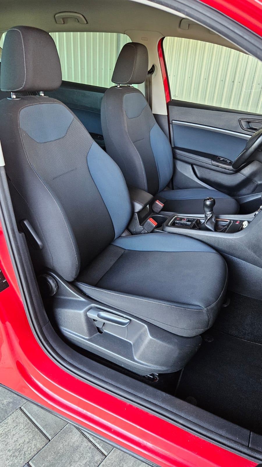 Seat Ateca 1,6 TDI,kamera,matrix, keyless,Leasing, fotografija 7