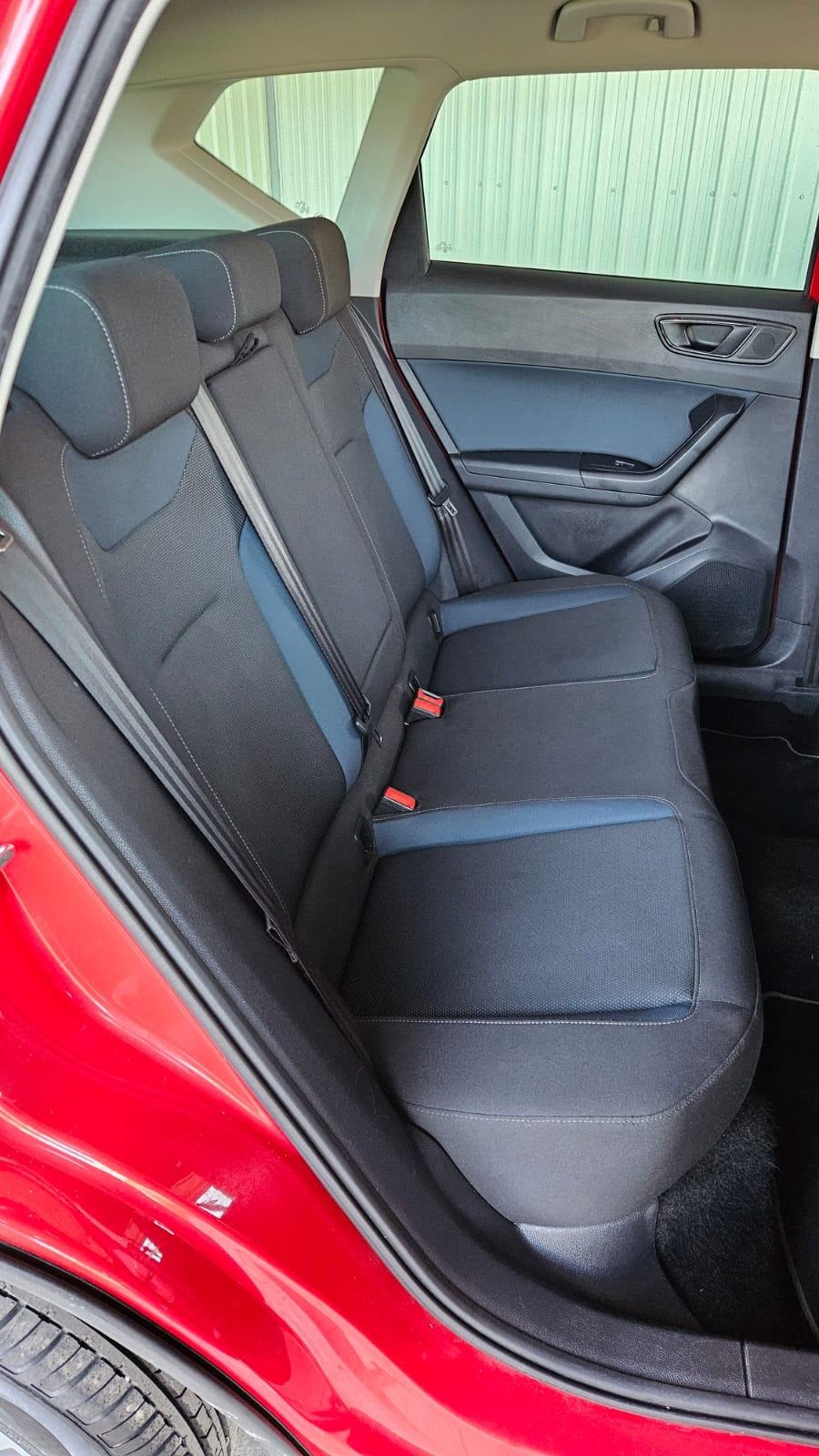 Seat Ateca 1,6 TDI,kamera,matrix, keyless,Leasing, fotografija 12