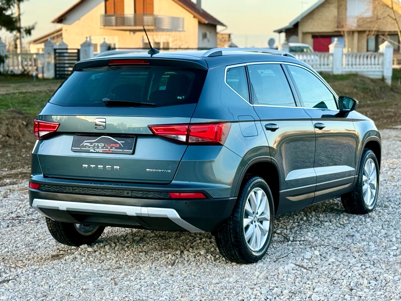 Seat Ateca 1,6 TDI * LED VISION * NAVI * MF VOLAN *, fotografija 5