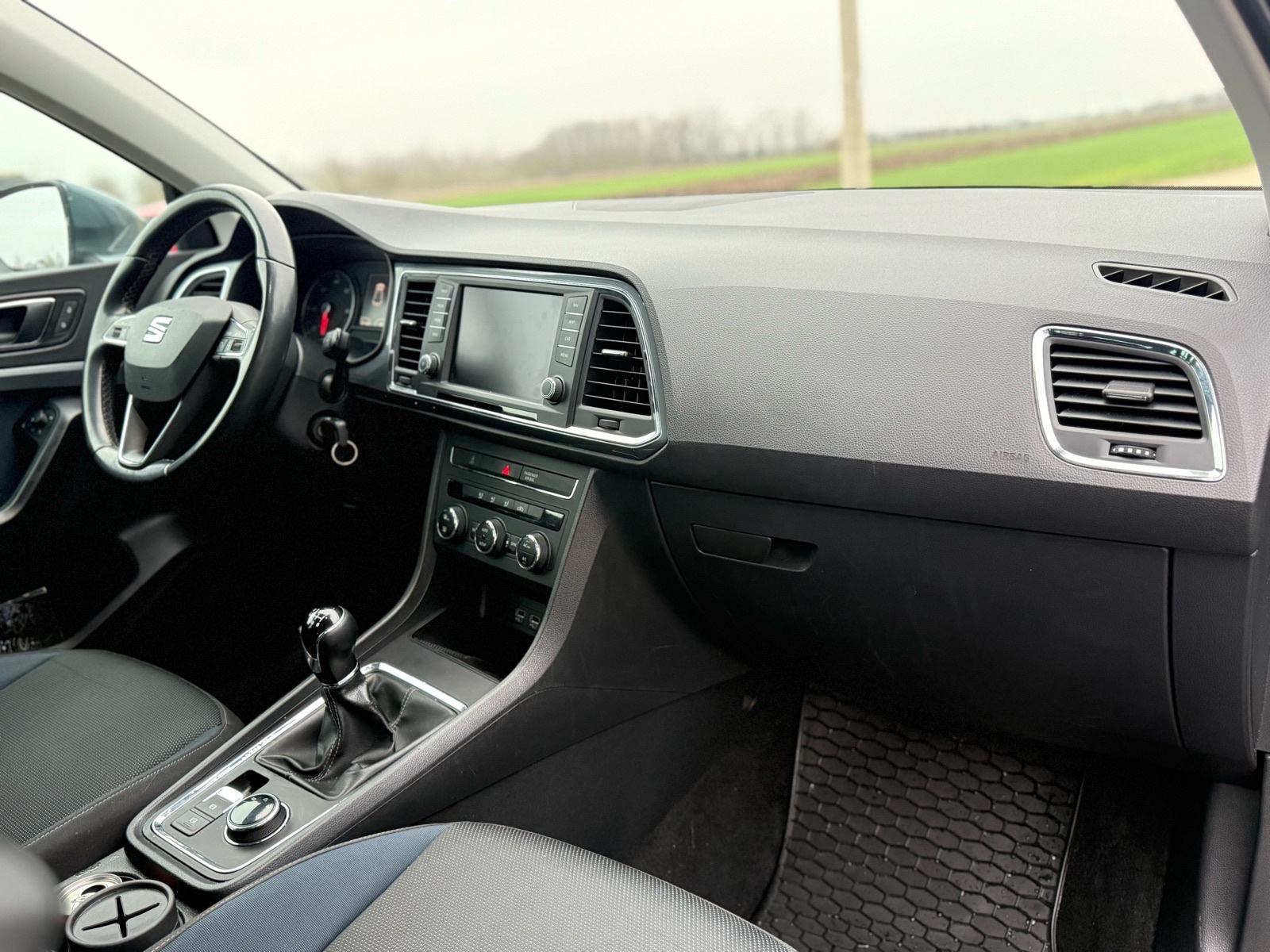 Seat Ateca 1,6 TDI * LED VISION * NAVI * MF VOLAN *, fotografija 9