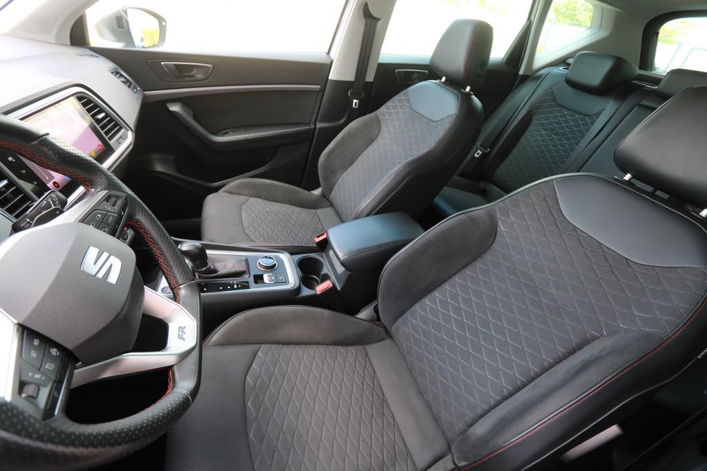 Seat Ateca 2.0 TDI Automatik FR VIRTUAL COCKPIT - Full LED - 150 KS, fotografija 6