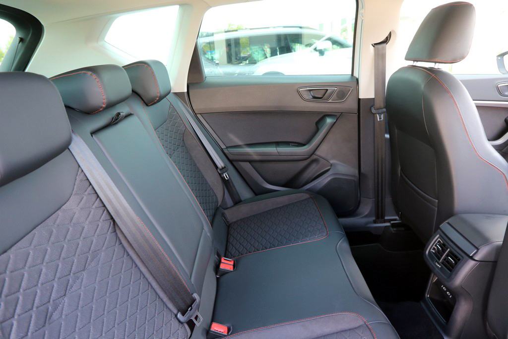 Seat Ateca 2.0 TDI Automatik FR VIRTUAL COCKPIT - Full LED - 150 KS, fotografija 8