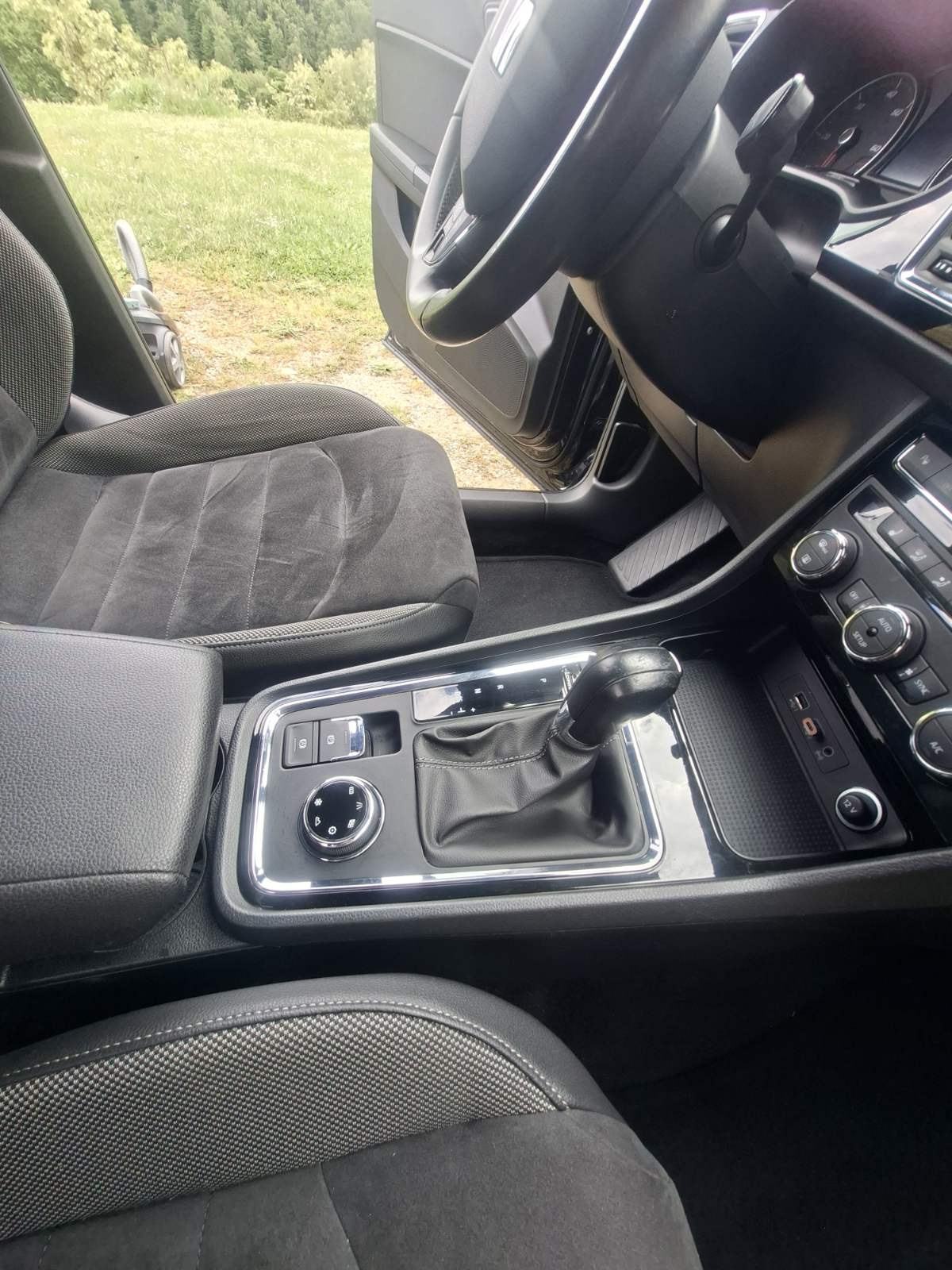 Seat Ateca 2,0 TDI DSG automatik ,4x4,140kw, fotografija 20