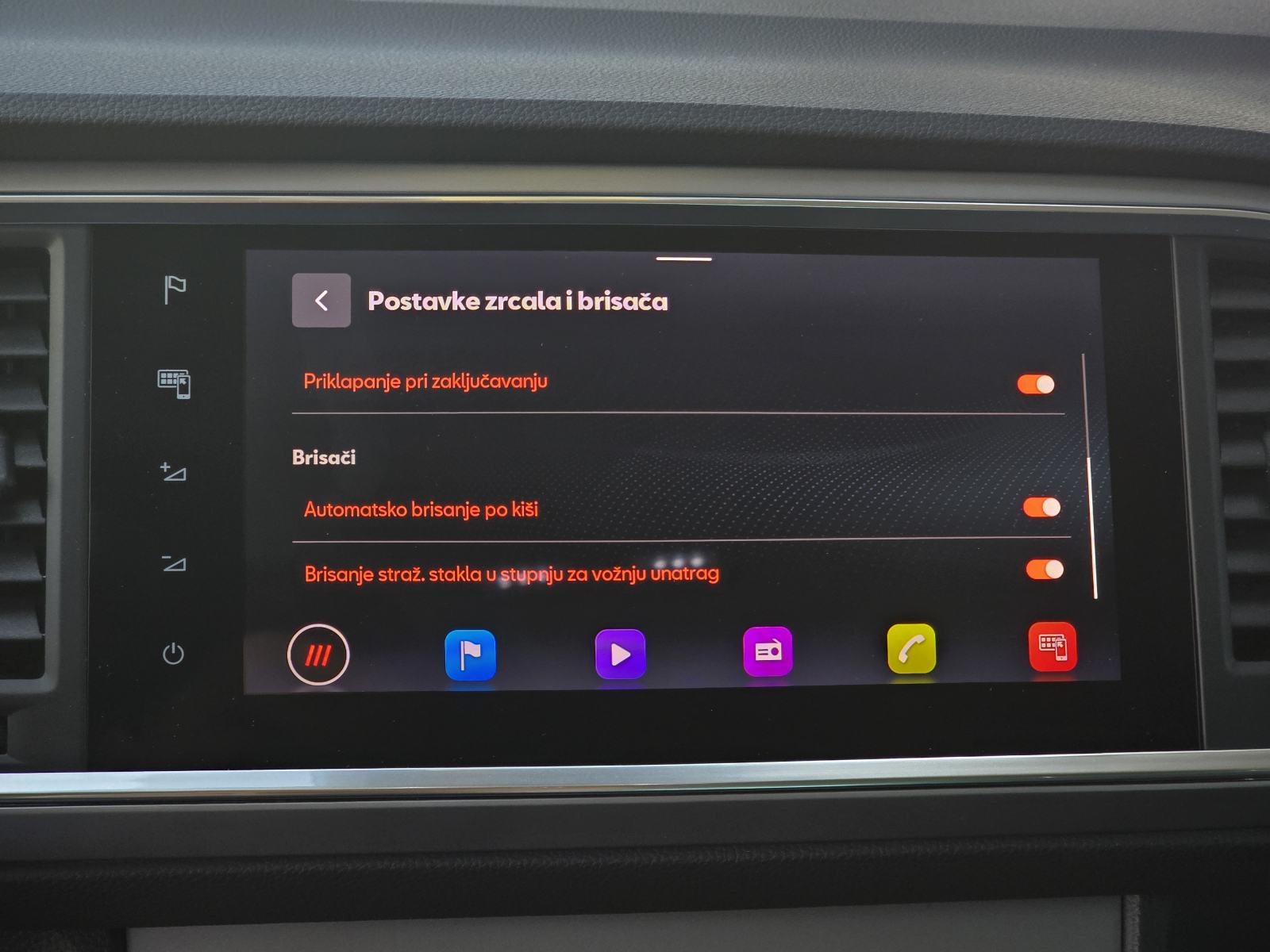 Seat Ateca 2,0 TDI DSG FR⭐VIRTUALNI KOKPIT, ALCANTARA, KAMERA⭐, fotografija 20