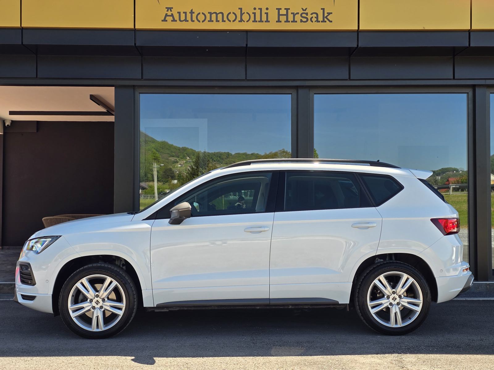 Seat Ateca 2,0 TDI DSG FR⭐VIRTUALNI KOKPIT, ALCANTARA, KAMERA⭐, fotografija 8