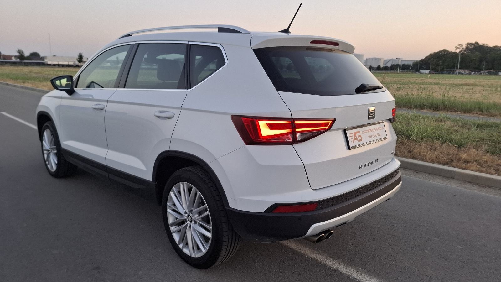 Seat Ateca 2,0 TDI DSG XCELLENCE 4x4 KAMERA 360, fotografija 6