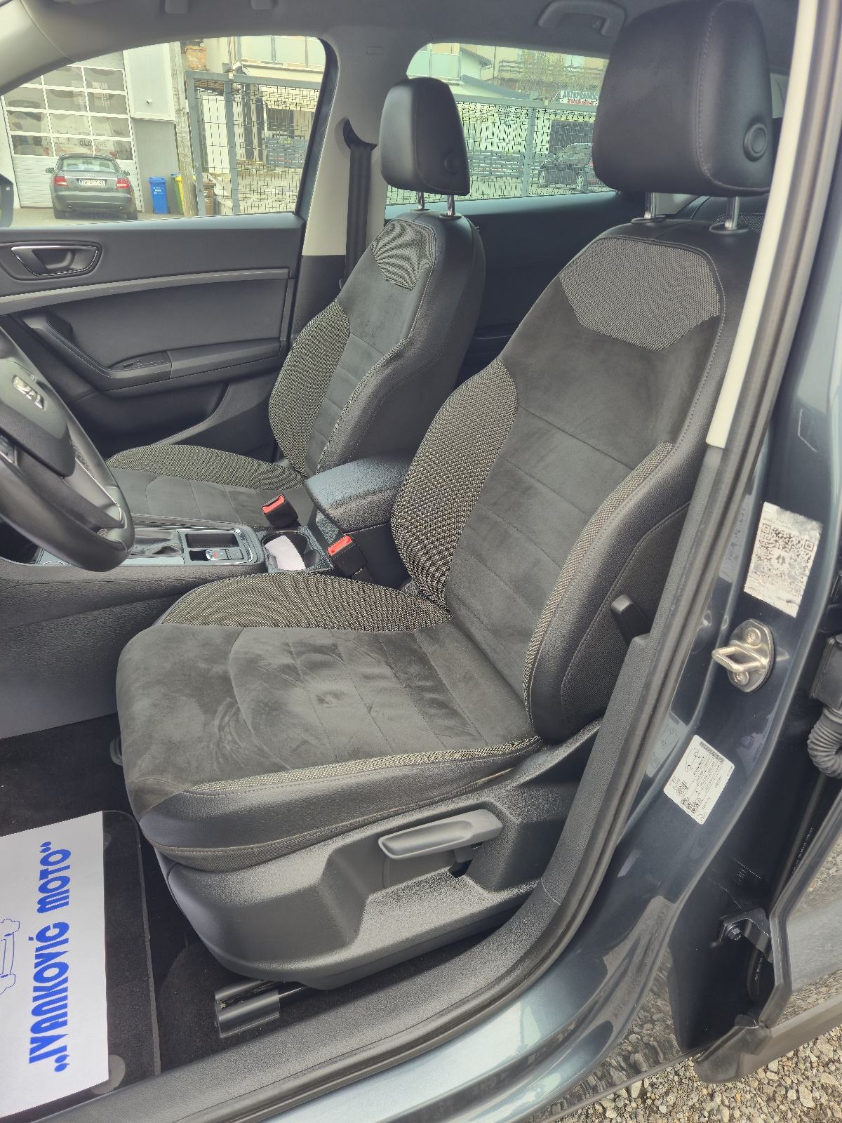 Seat Ateca 2,0 TDI DSG *VIRTUAL*LED*KAMERA*ALCANTARA*NAVI*LEASING, fotografija 14