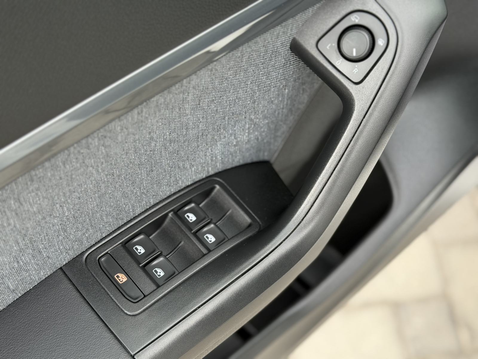 Seat Ateca 2,0 TDI~Full Led~Kamera~Navi~Servisna~Jamstvo, fotografija 17
