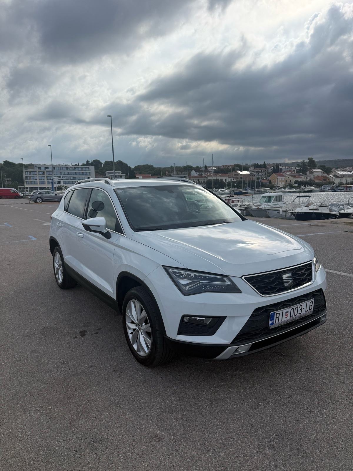 Seat Ateca 2,0 TDI Super stanje, fotografija 7