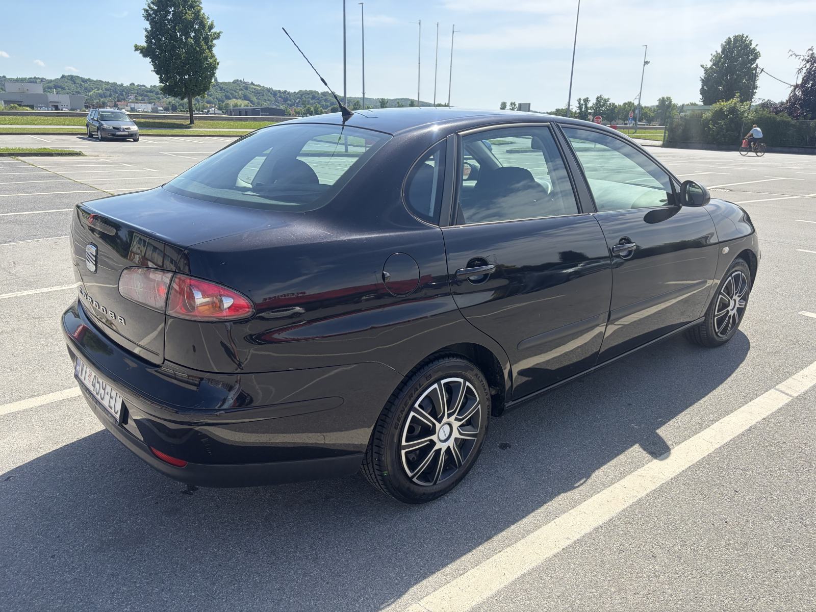 Seat Cordoba 1,4 16V, fotografija 2