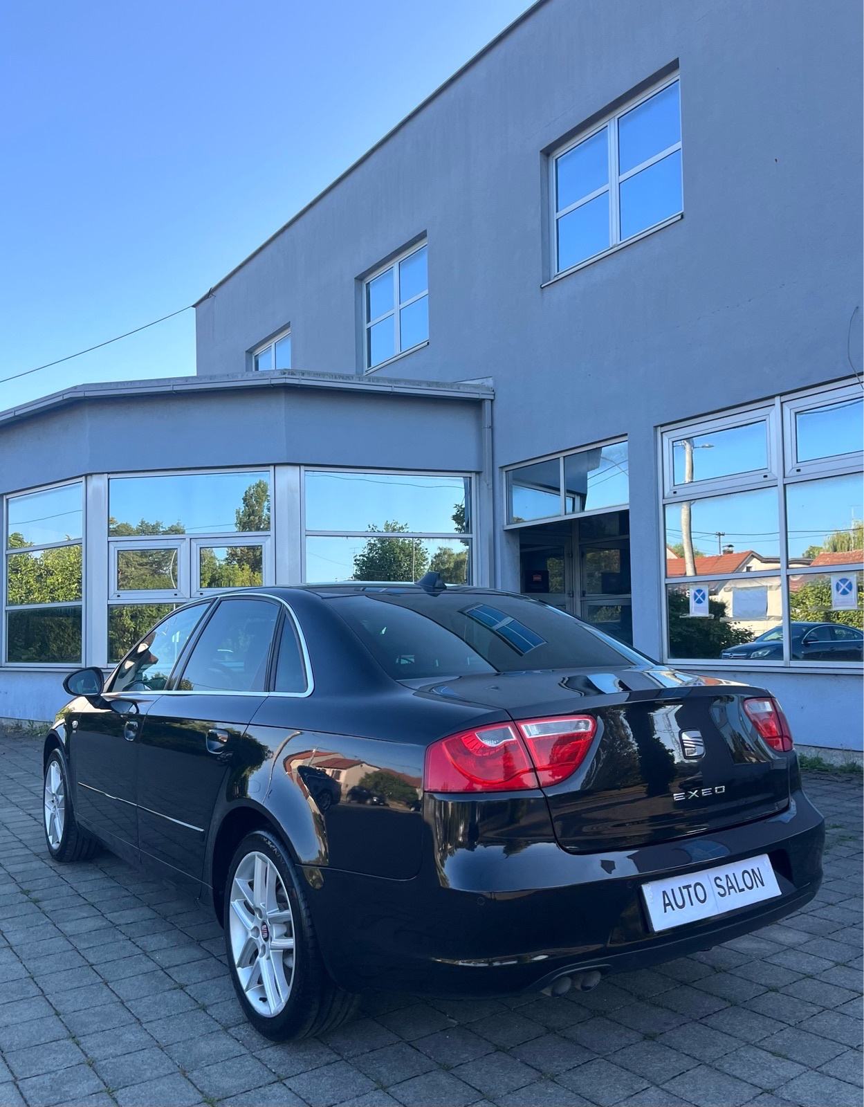 Seat Exeo 2,0 TDI Sport "KUPLJEN NOV U HR" kartice/zamjena..., fotografija 11