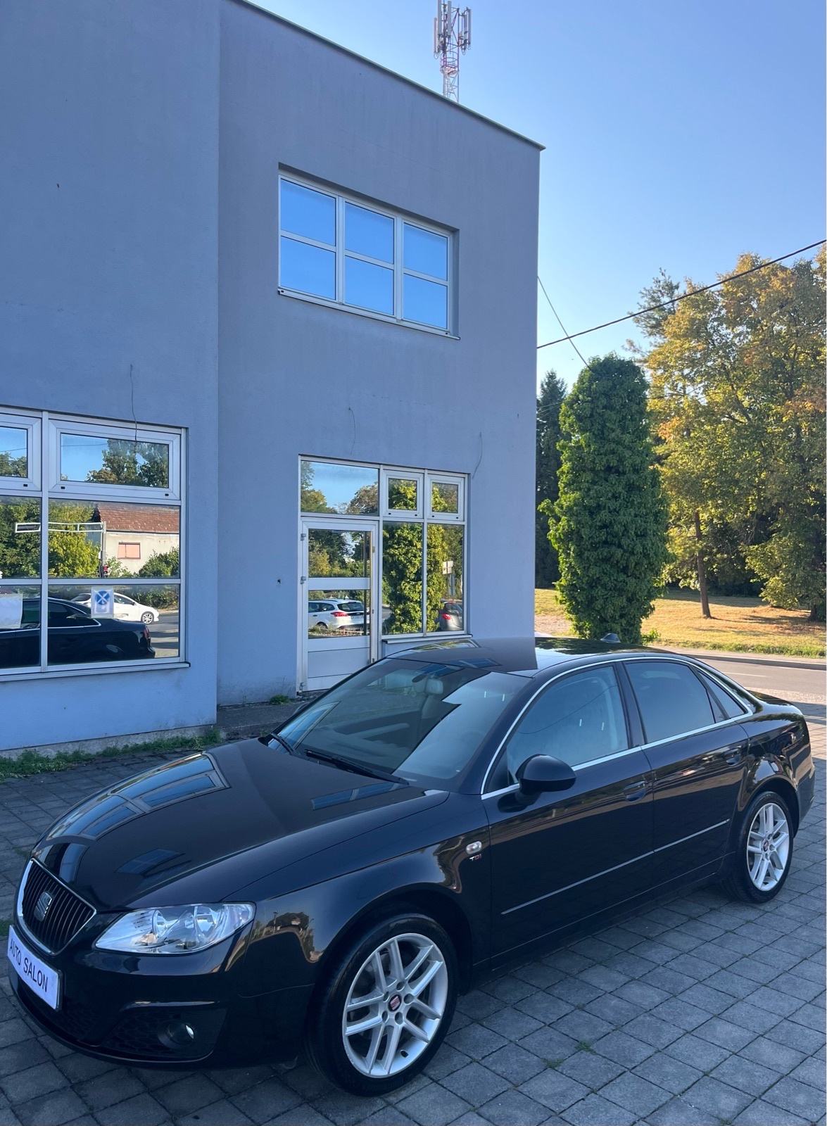 Seat Exeo 2,0 TDI Sport "KUPLJEN NOV U HR" kartice/zamjena..., pogled izvana - slika 1