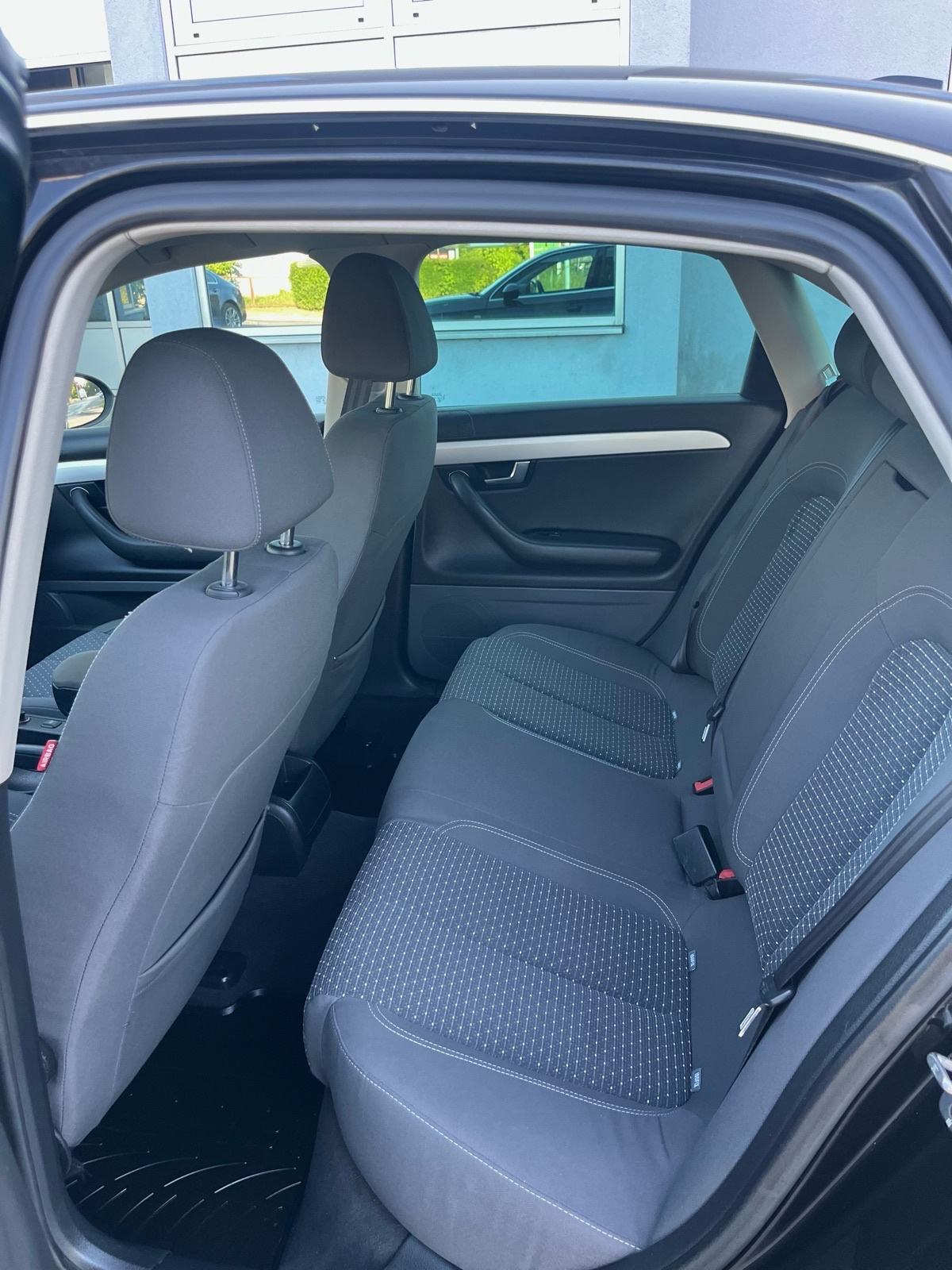 Seat Exeo 2,0 TDI Sport "KUPLJEN NOV U HR" kartice/zamjena..., fotografija 15