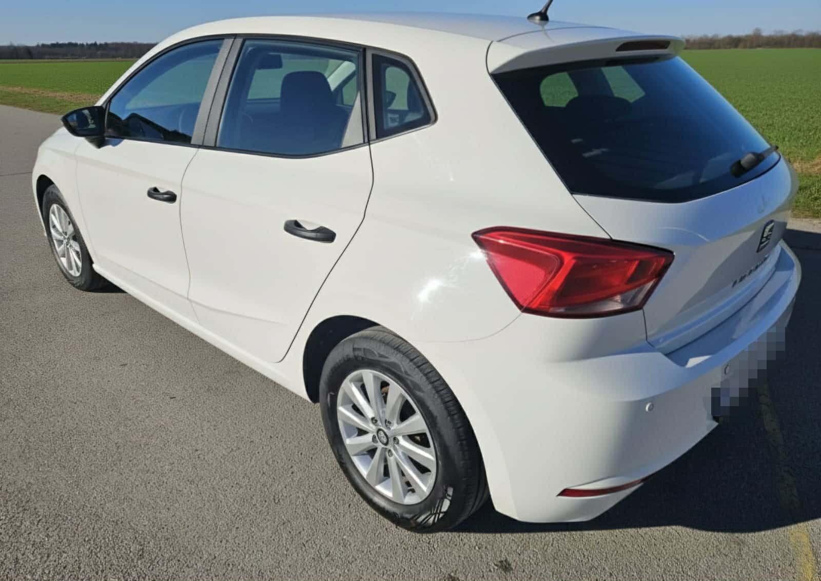 Seat Ibiza 1,0 MPI, fotografija 8