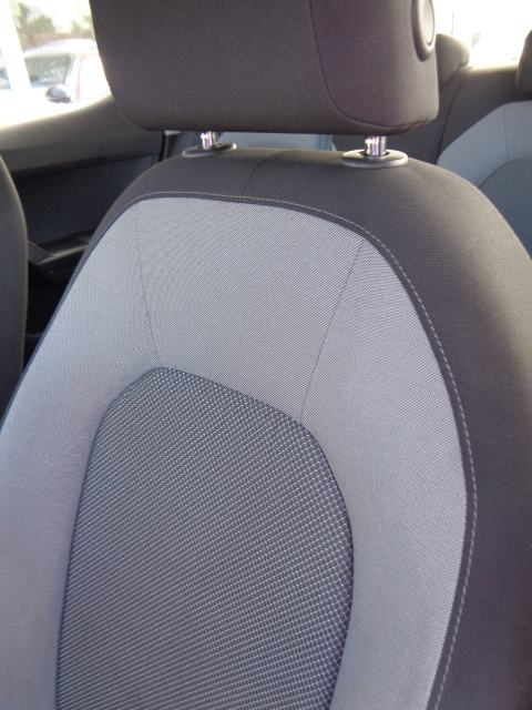 Seat Ibiza 1,0 TSI; 95 KS; HR auto; Klima; Multimedija; Bluetooth.., fotografija 10