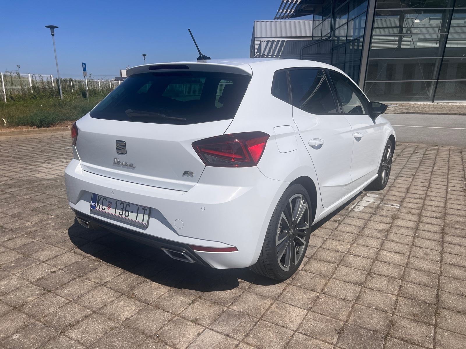 Seat Ibiza 1,0 TSI FR Limited Edition, fotografija 2
