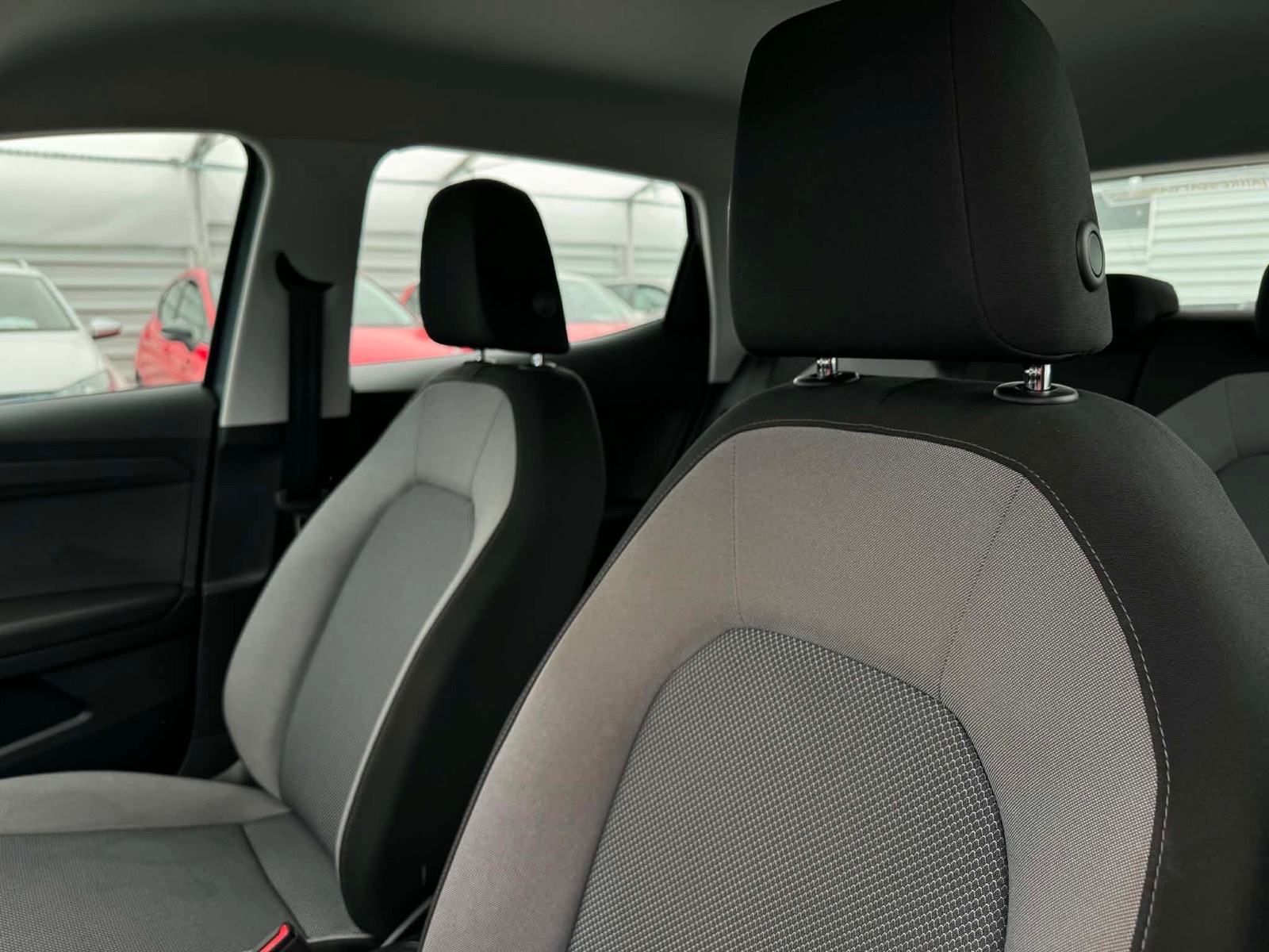 Seat Ibiza 1.0 TSI - LED - NAVI - ALU - ODLIČNA..., fotografija 8