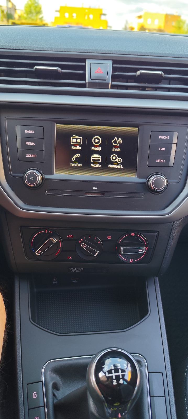 Seat Ibiza 1,0 TSI cool, fotografija 12