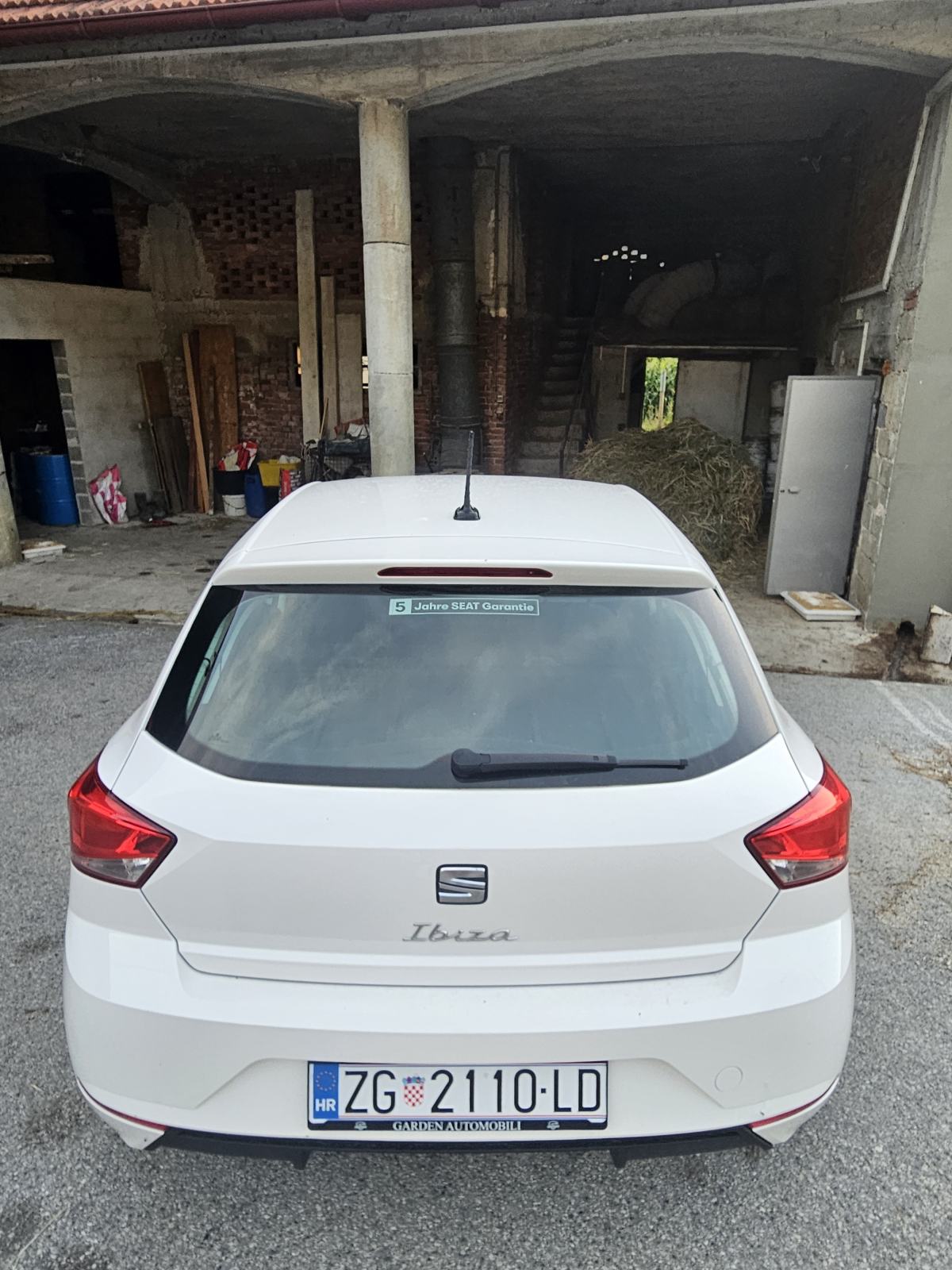 Seat Ibiza 1,0 TSI, fotografija 5