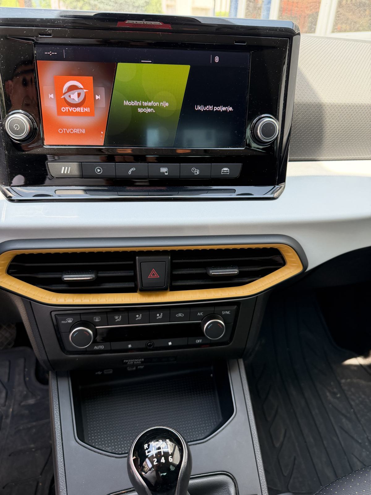 Seat Ibiza 1,0 TSI STYLE LED KAMERA NIJE UVOZ, fotografija 18