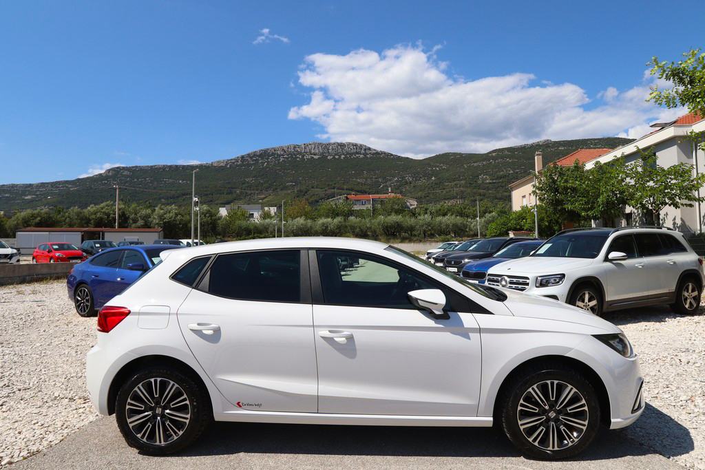 Seat Ibiza 1.0 TSI Style VIRTUAL COCKPIT -Full LED- -FACELIFT-, fotografija 2